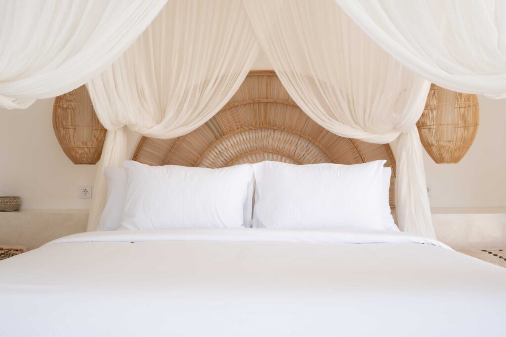 Comfy bed with canopy